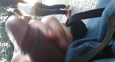 phim sex y Một người đàn ông hai phụ nữ: Aria và lise pussy sex co noi dung phải đối mặt với dicks.